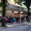ingresso liceo Marinelli Udine con studenti